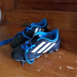 Adidas Little Kids size 11.5 soccer cleats